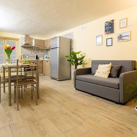 Апартаменты Lucon House Неаполь Экстерьер фото